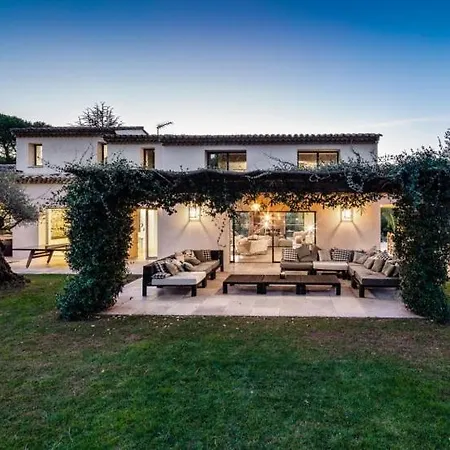 Dreamland Outside St.-tropez *